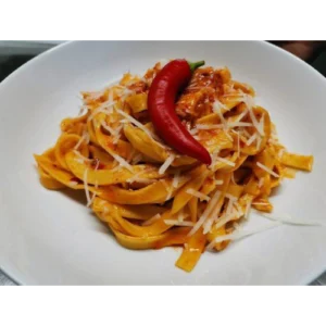 PÂTES À L’ARRABIATA